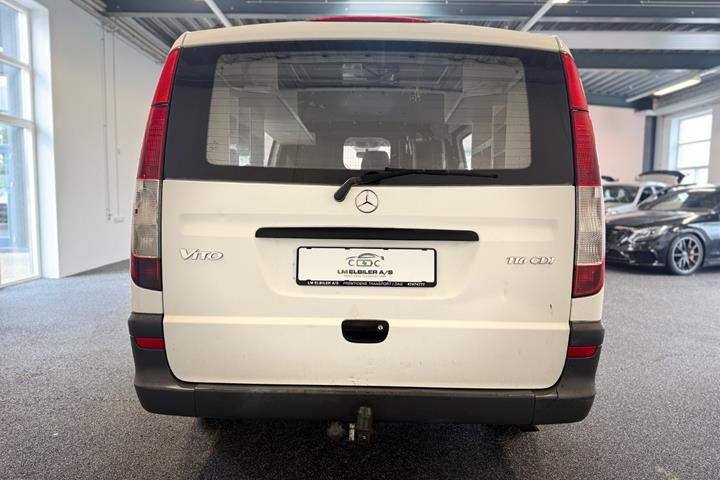 Hvid Mercedes Vito 116 fra 2012