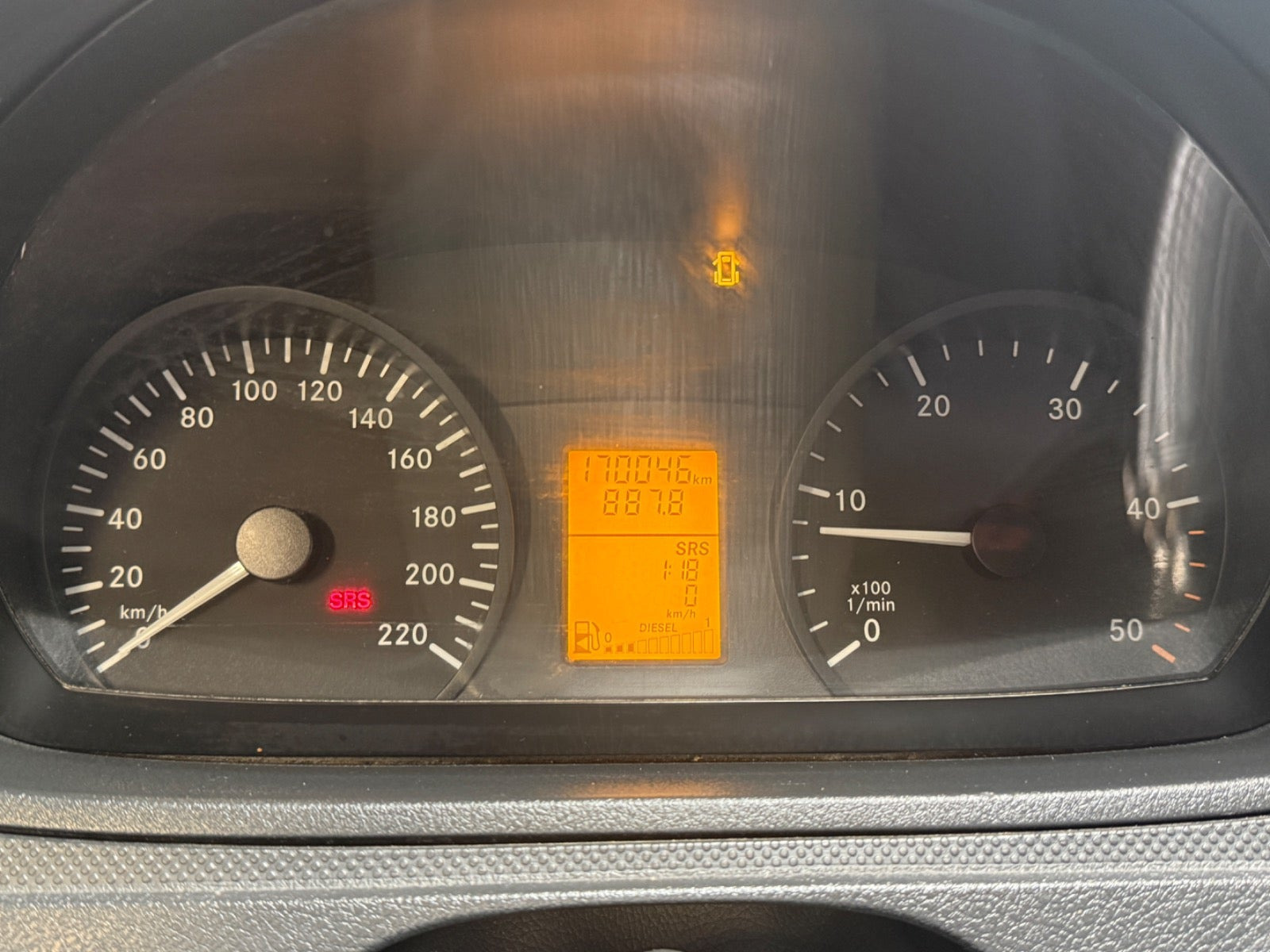 Hvid Mercedes Vito 116 fra 2012