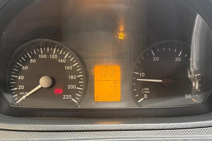 Hvid Mercedes Vito 116 fra 2012