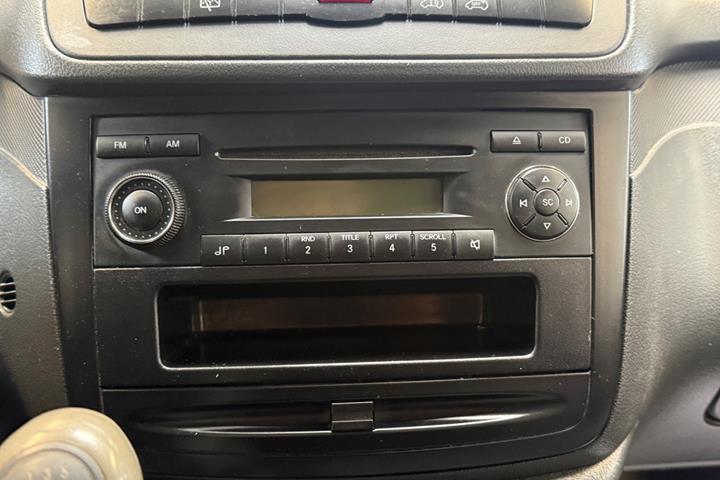 Hvid Mercedes Vito 116 fra 2012