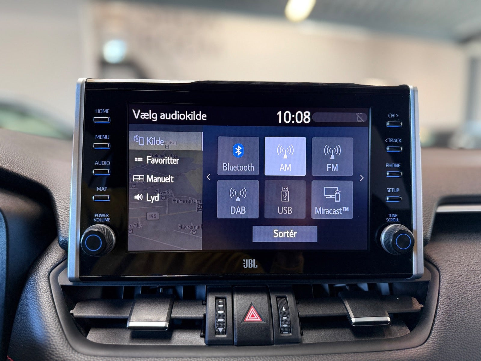 Grå Toyota RAV4 fra 2021