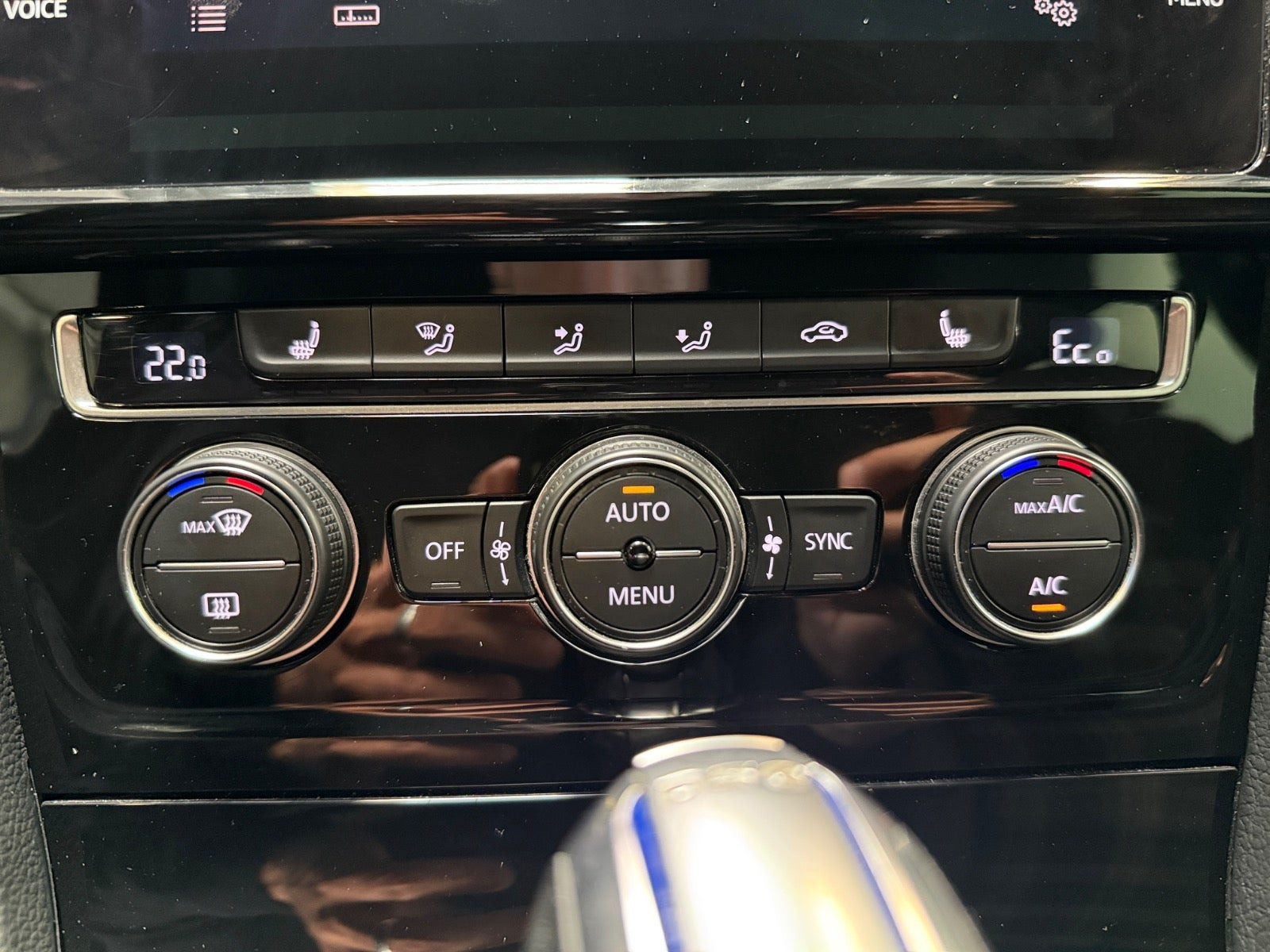 Hvid VW Golf VII fra 2017