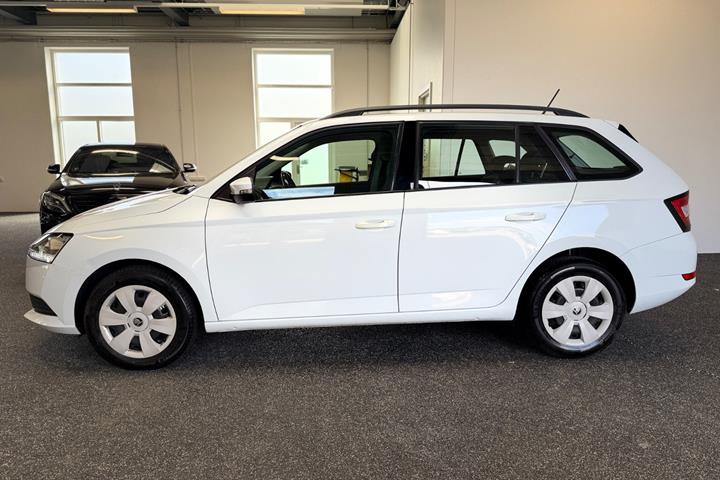 Hvid Skoda Fabia fra 2020