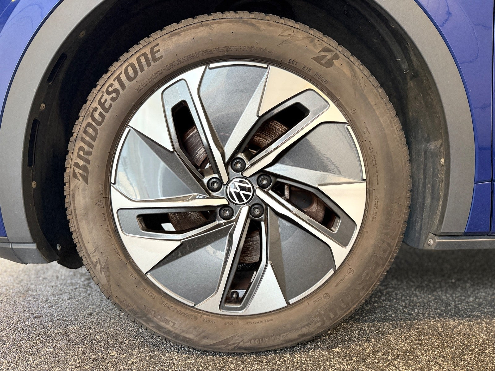 Blå VW ID.5 fra 2023