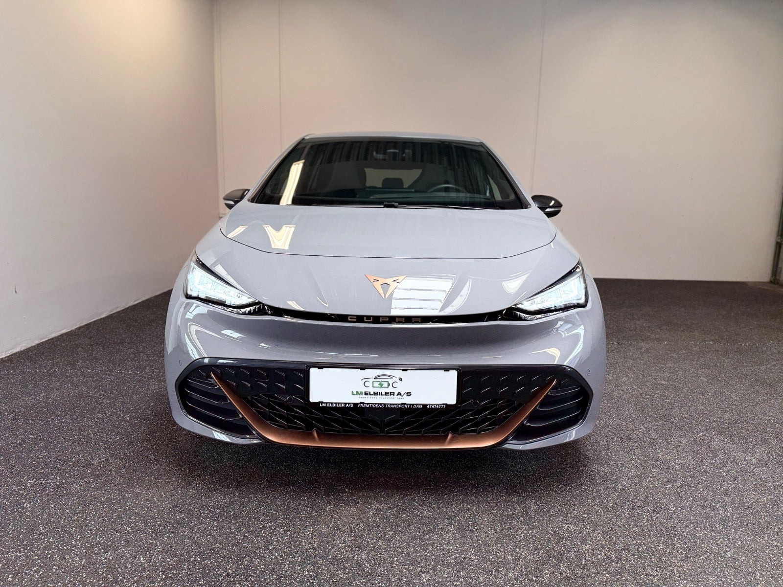 Grå Cupra Born fra 2024
