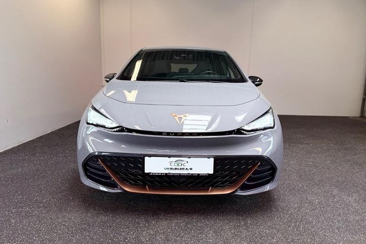 Grå Cupra Born fra 2024