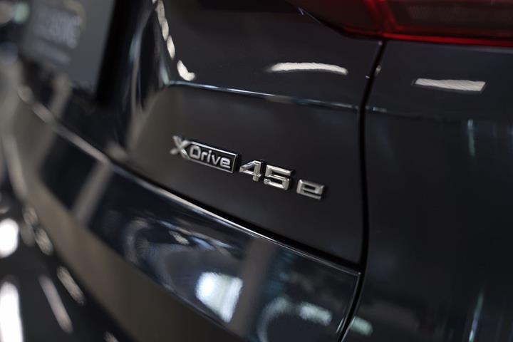 Grå BMW X5 fra 2020