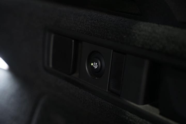 Grå BMW X5 fra 2020
