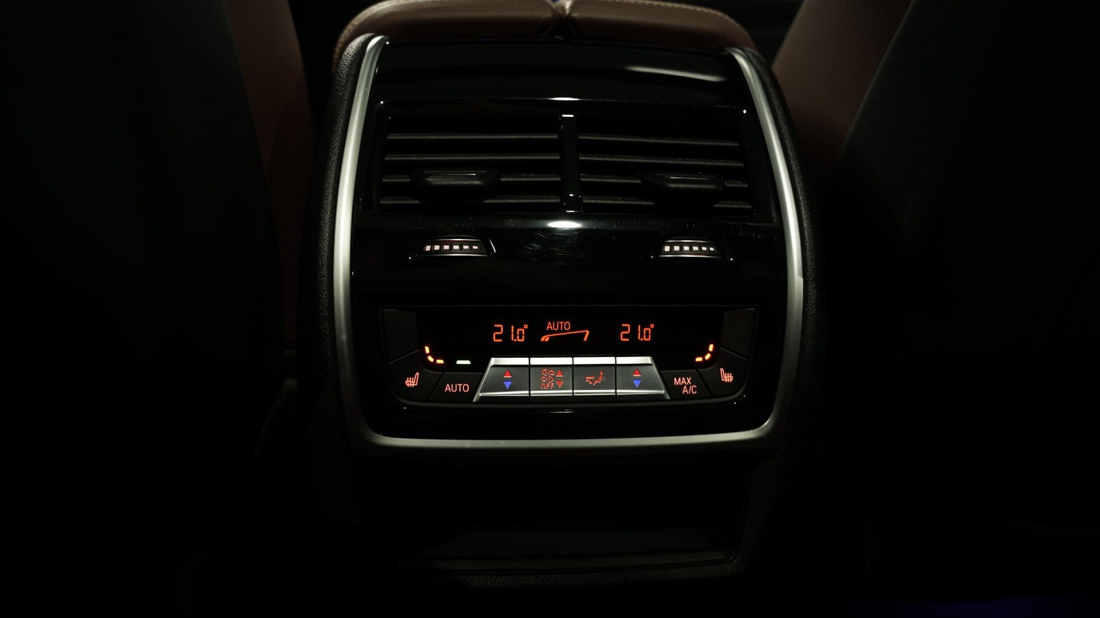 Grå BMW X5 fra 2020