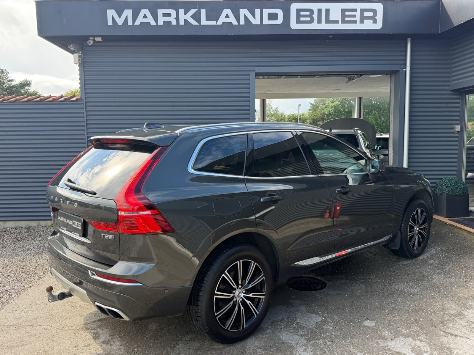 Grå Volvo XC60 fra 2018