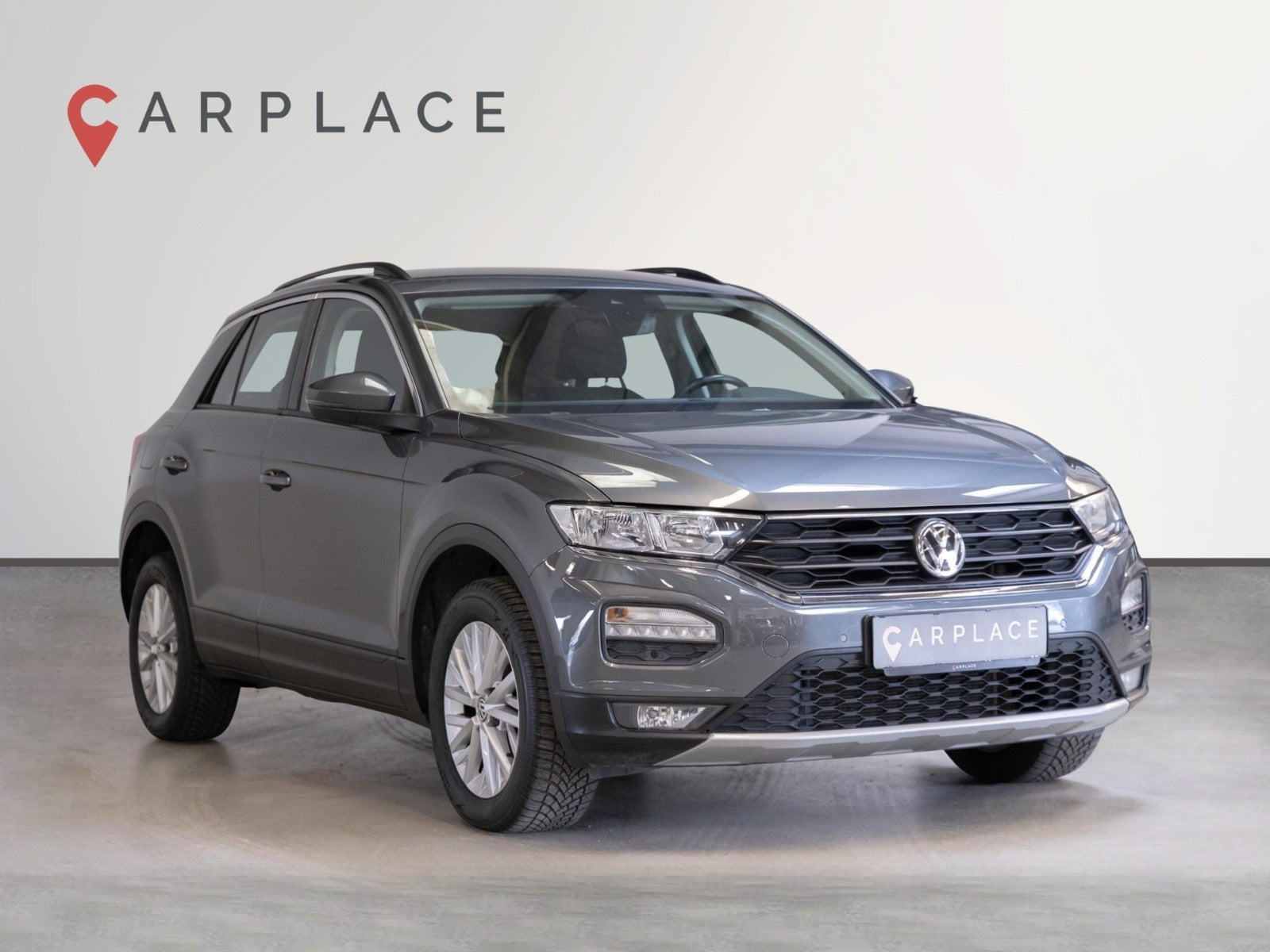 Grå VW T-Roc fra 2019