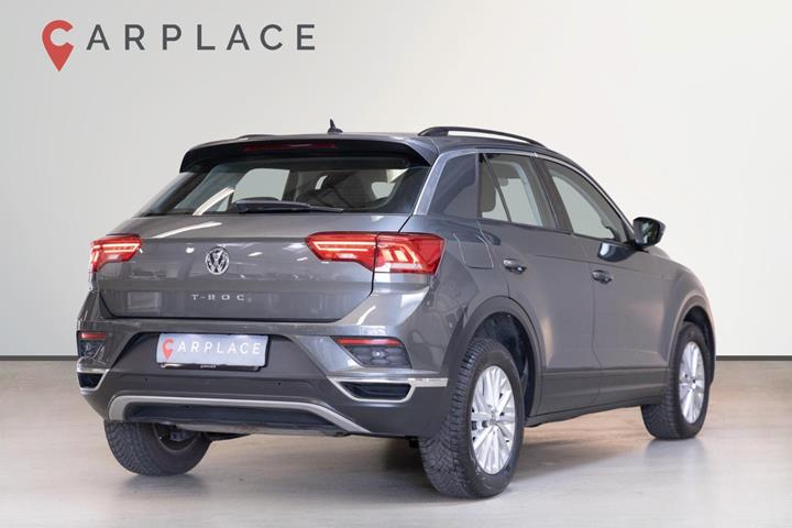 Grå VW T-Roc fra 2019