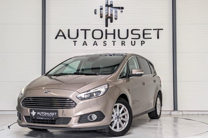 Beige Ford S-MAX fra 2019