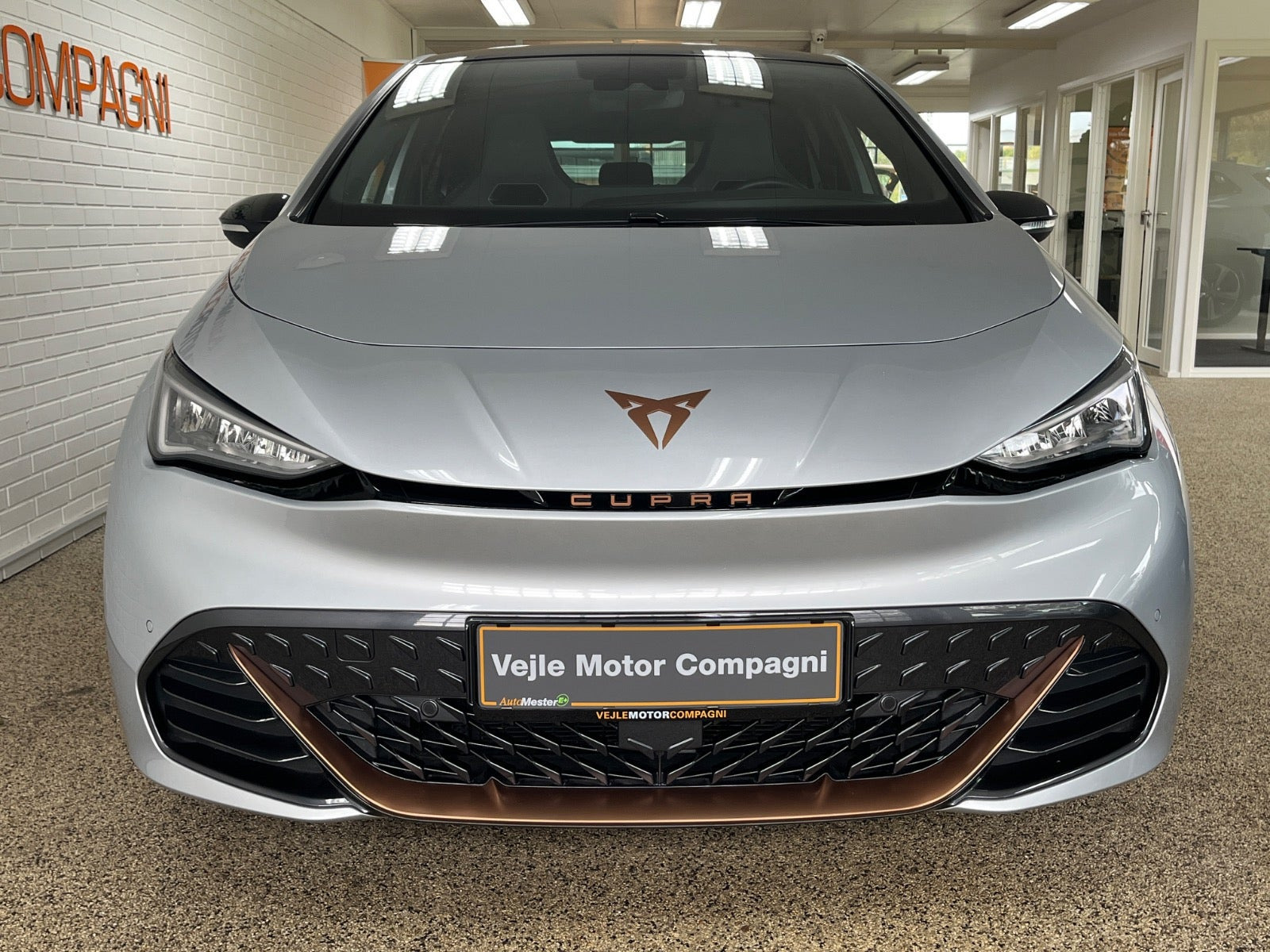 Sølv Cupra Born fra 2022