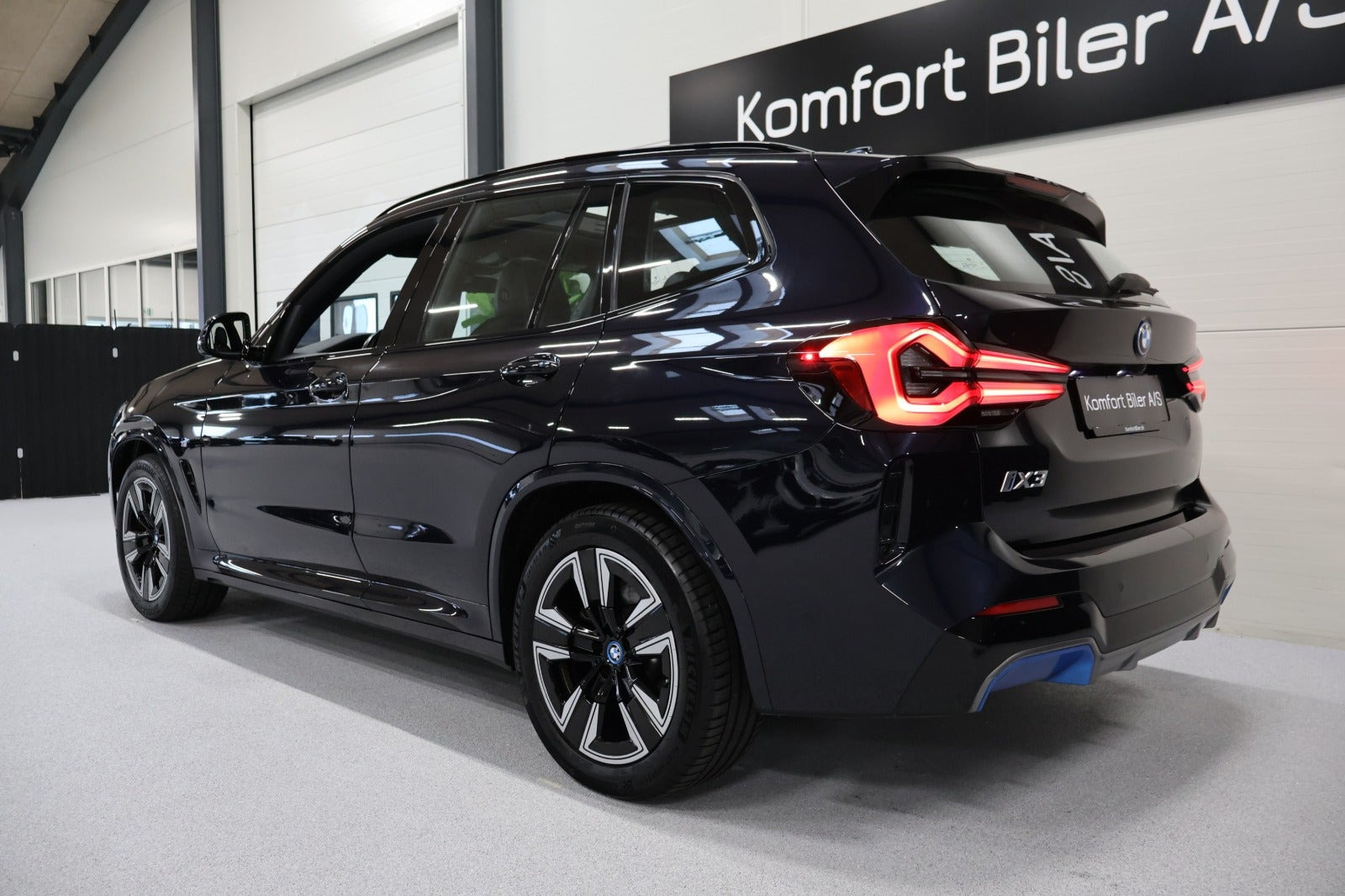Sort BMW iX3 fra 2022