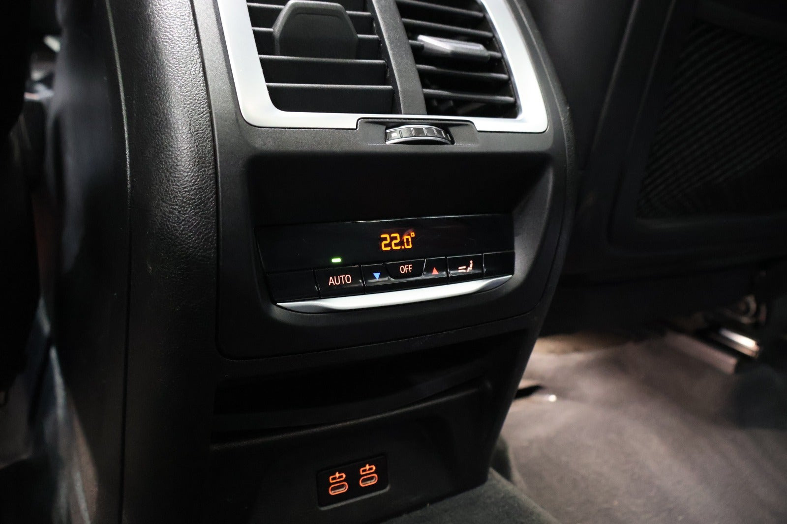 Sort BMW iX3 fra 2022