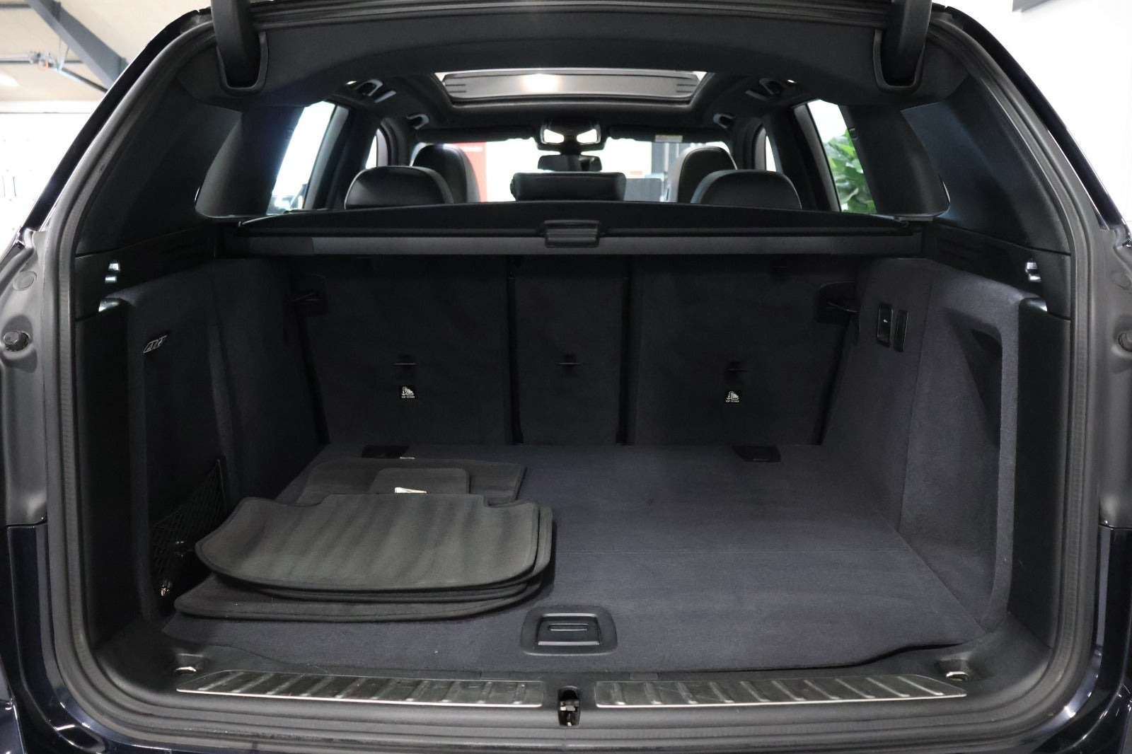 Sort BMW iX3 fra 2022