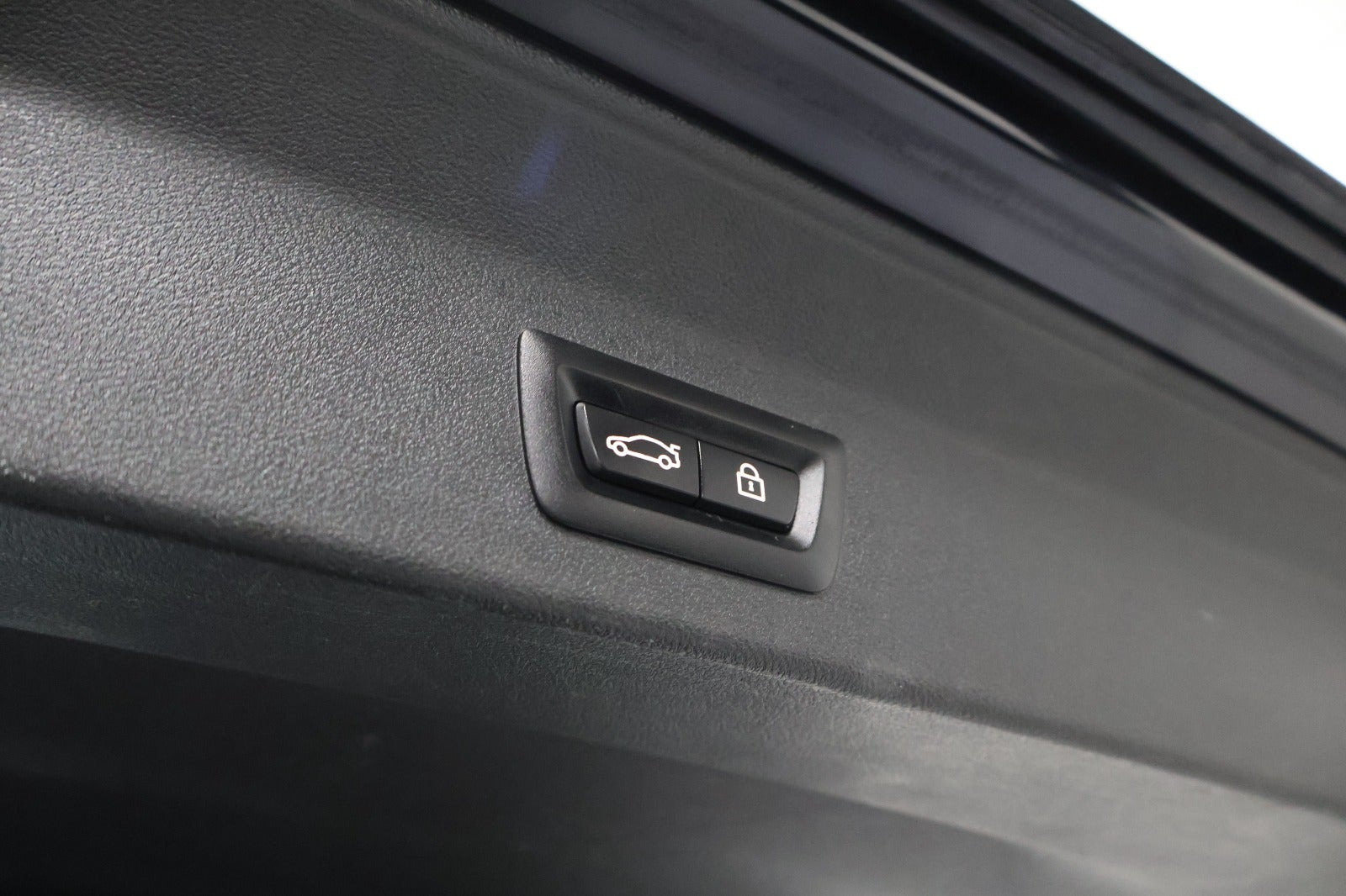 Sort BMW iX3 fra 2022