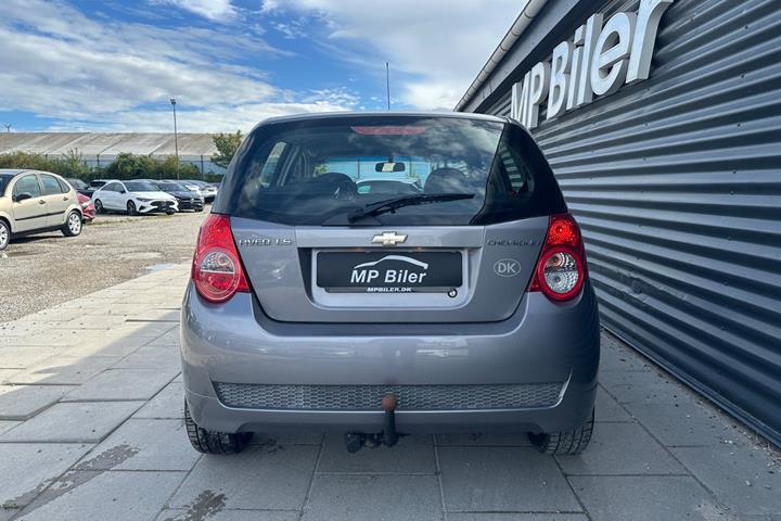 Grå Chevrolet Aveo fra 2011