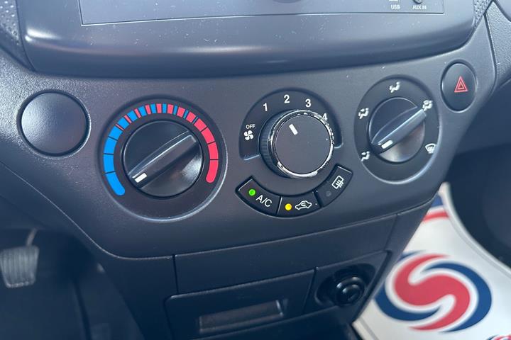 Grå Chevrolet Aveo fra 2011