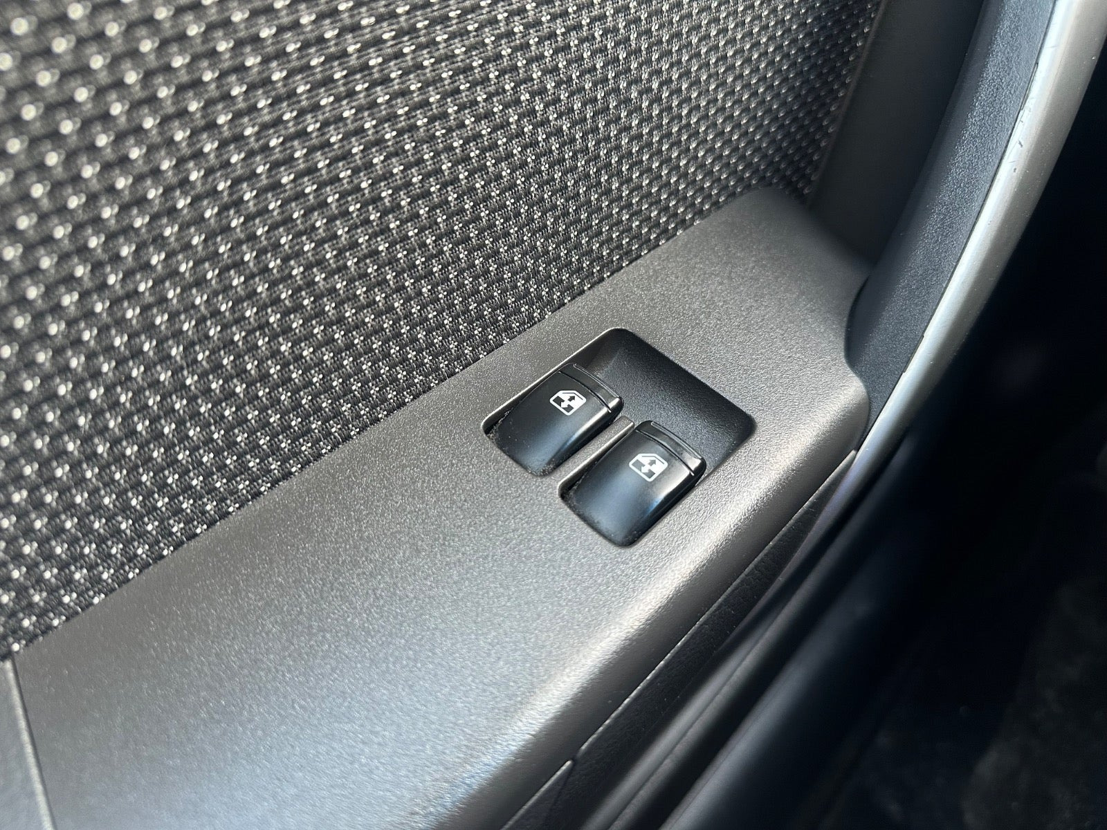 Grå Chevrolet Aveo fra 2011