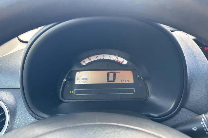 Beige Citroën C3 fra 2008