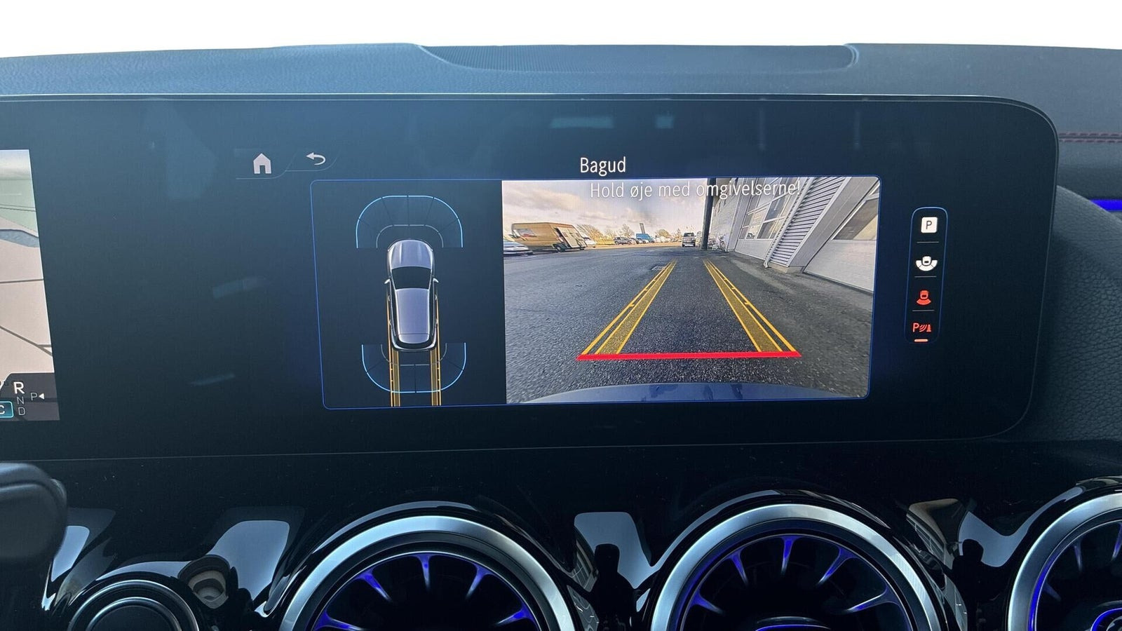 Sort Mercedes EQA250+ fra 2024
