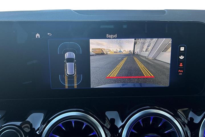 Sort Mercedes EQA250+ fra 2024