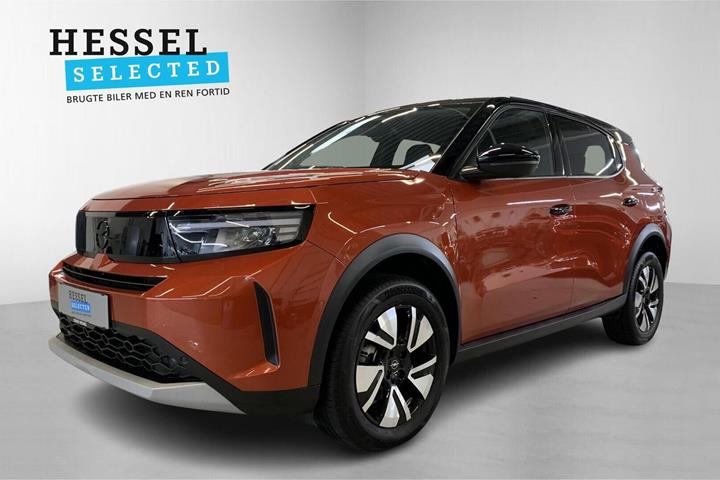 Orange Opel Frontera fra 2025 set udefra