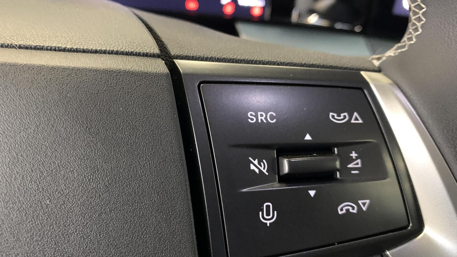 Orange Opel Frontera fra 2025
