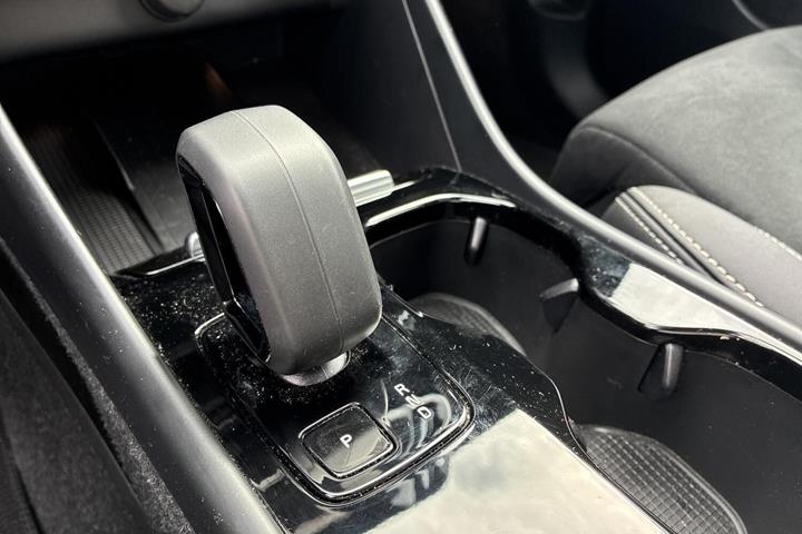 Hvid Volvo XC40 fra 2024