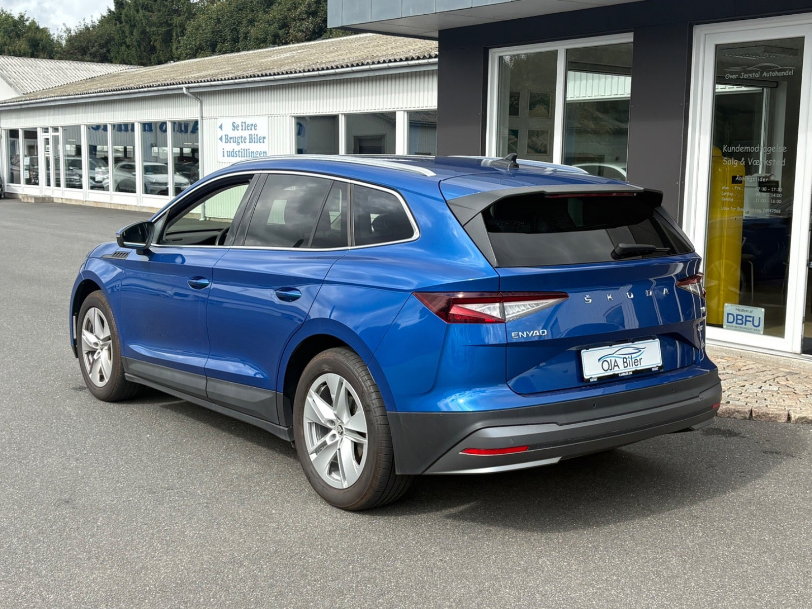 Blå Skoda Enyaq fra 2022