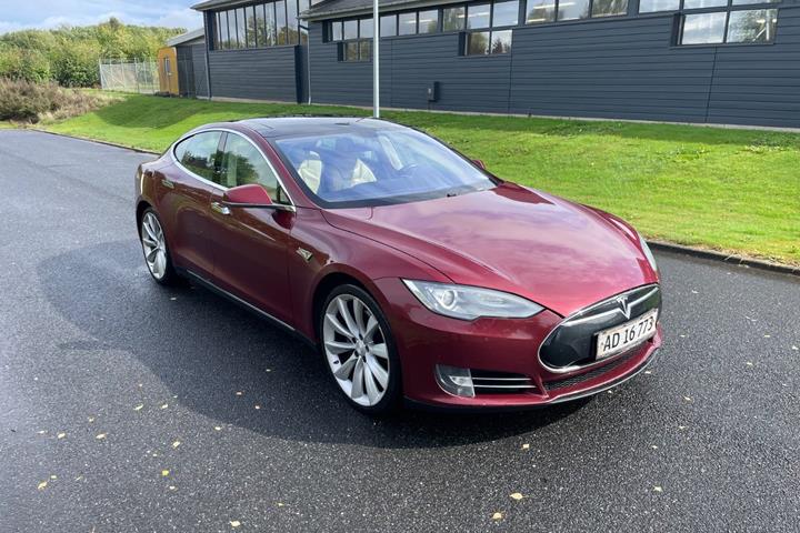 undefined Tesla Model S fra 2013