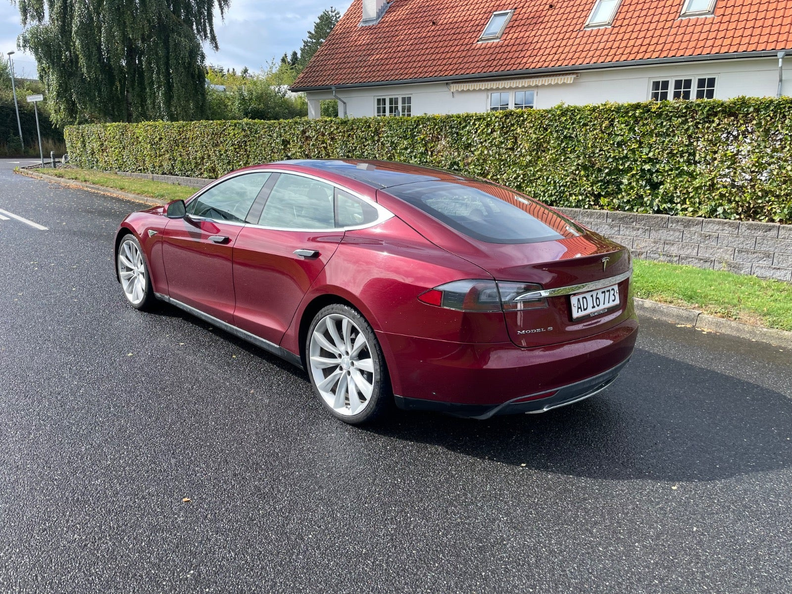 undefined Tesla Model S fra 2013