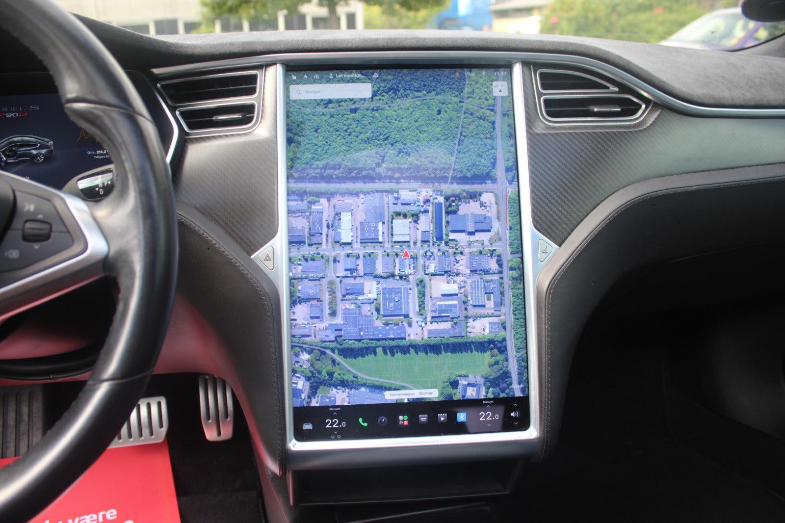 Grå Tesla Model S fra 2015