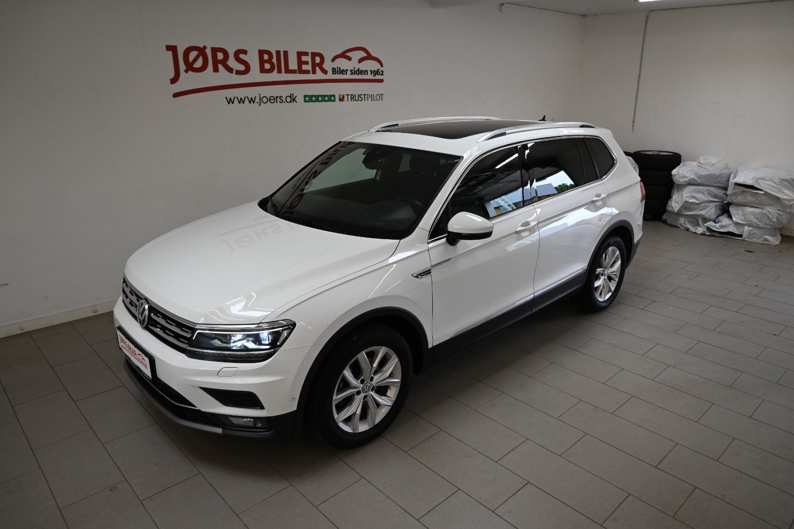 Hvid VW Tiguan Allspace fra 2019
