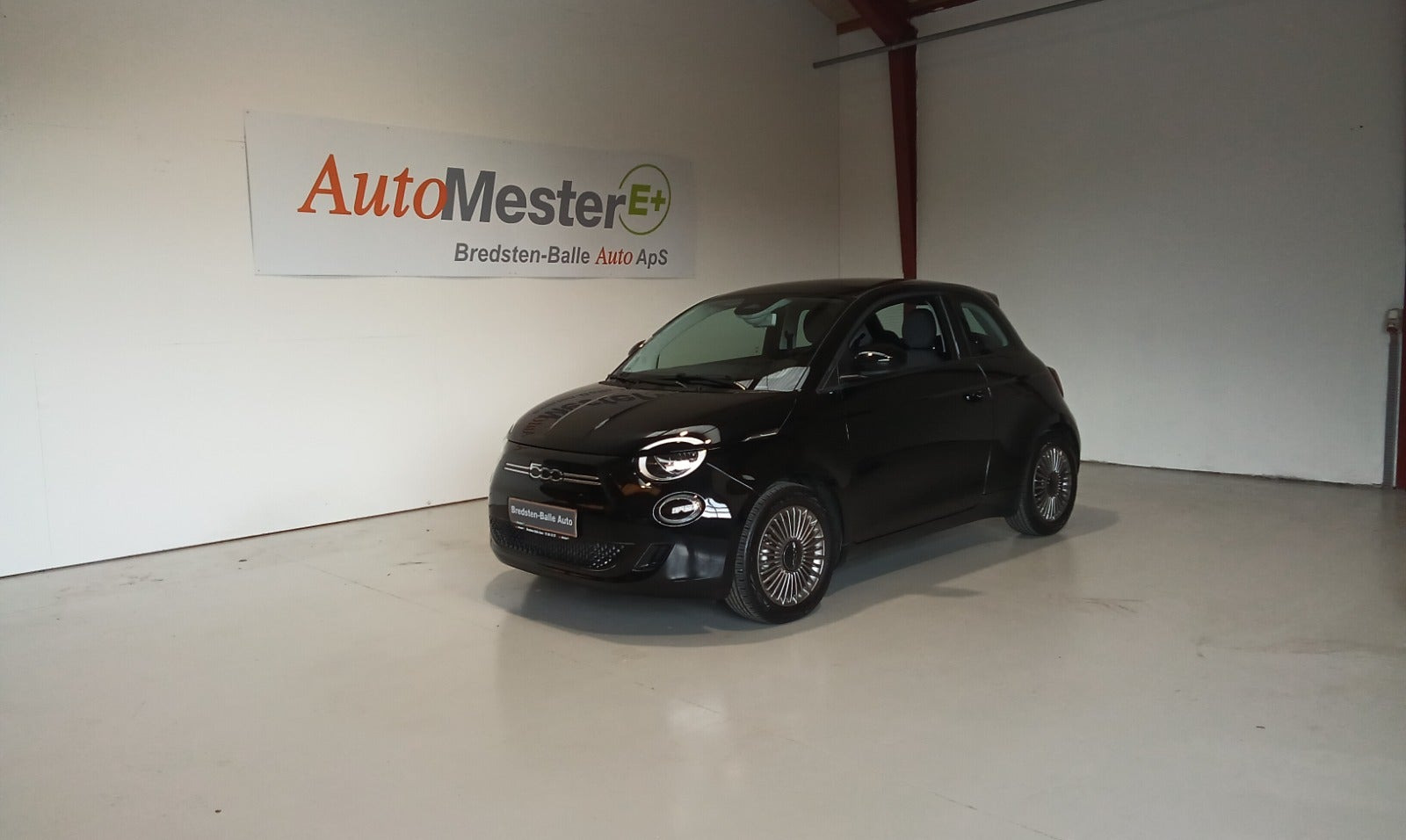 Sort Fiat 500e fra 2023