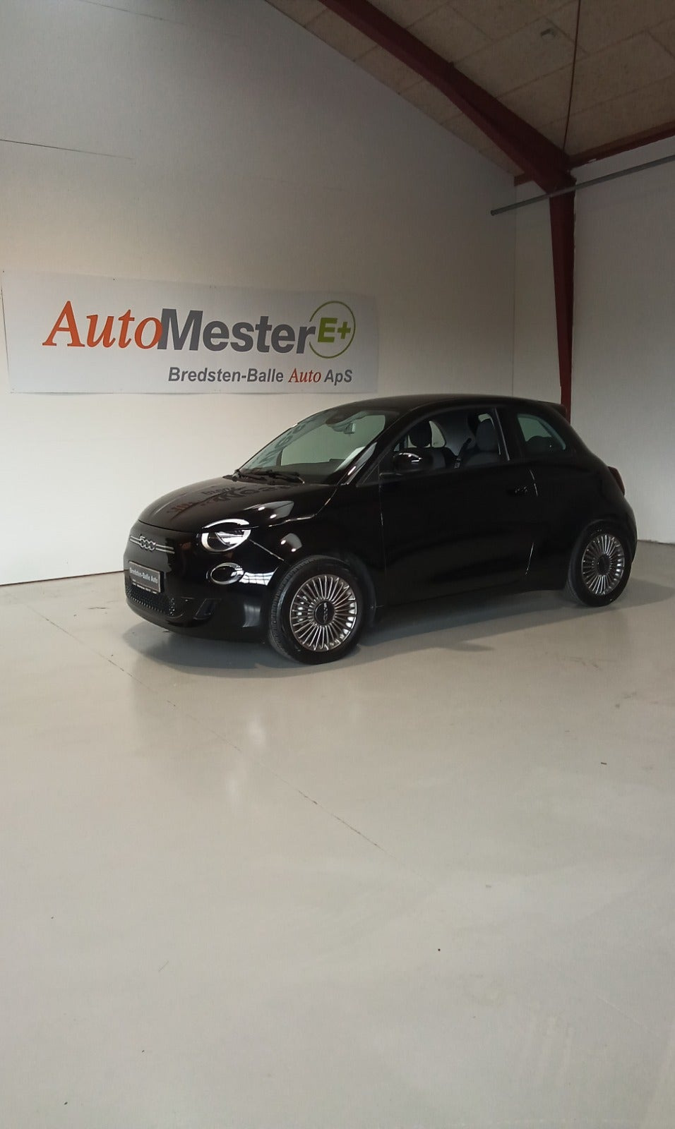 Sort Fiat 500e fra 2023
