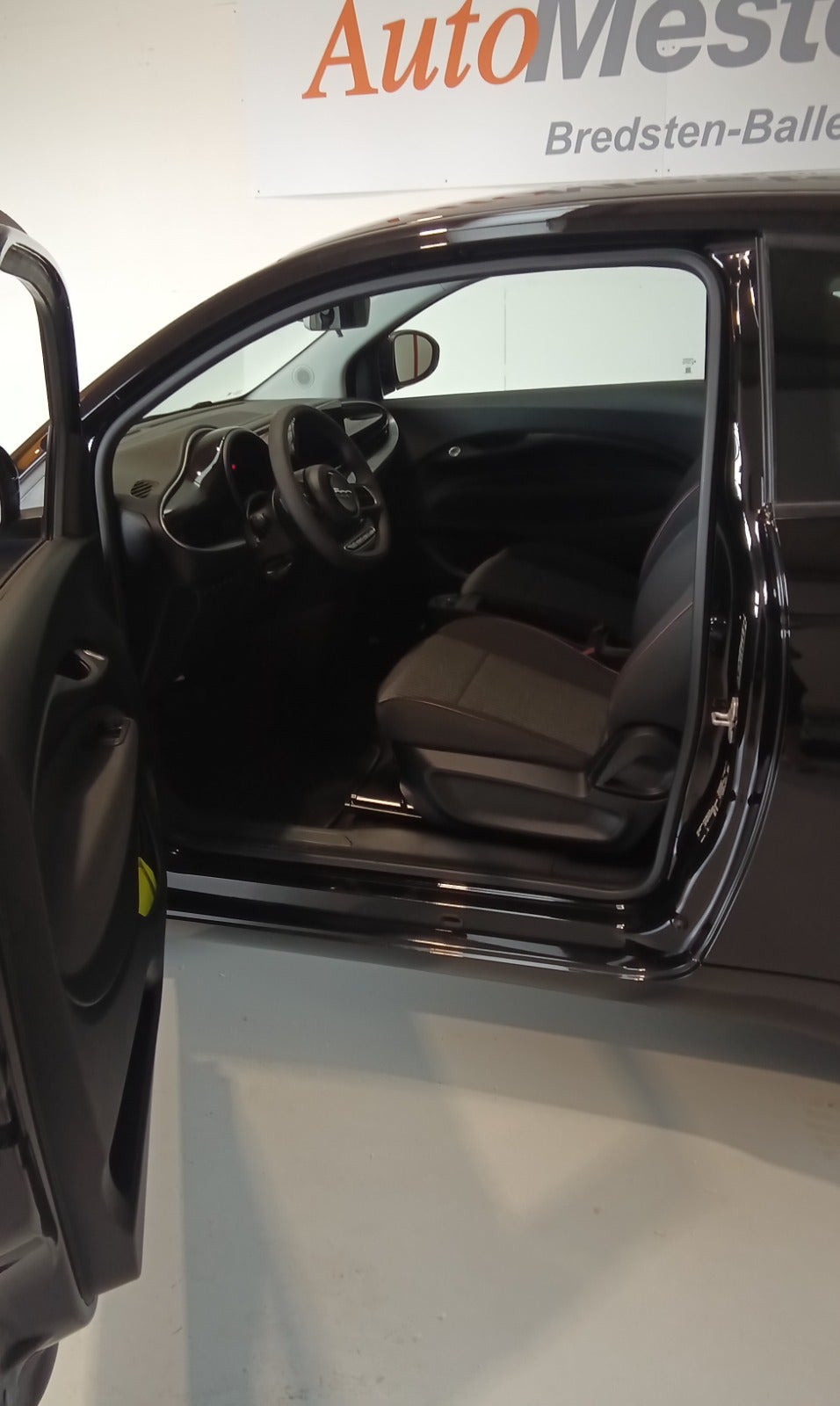 Sort Fiat 500e fra 2023