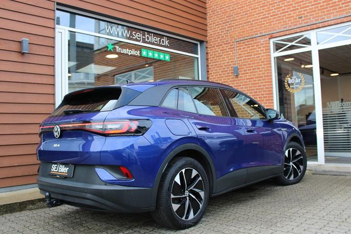 Blå VW ID.4 fra 2023
