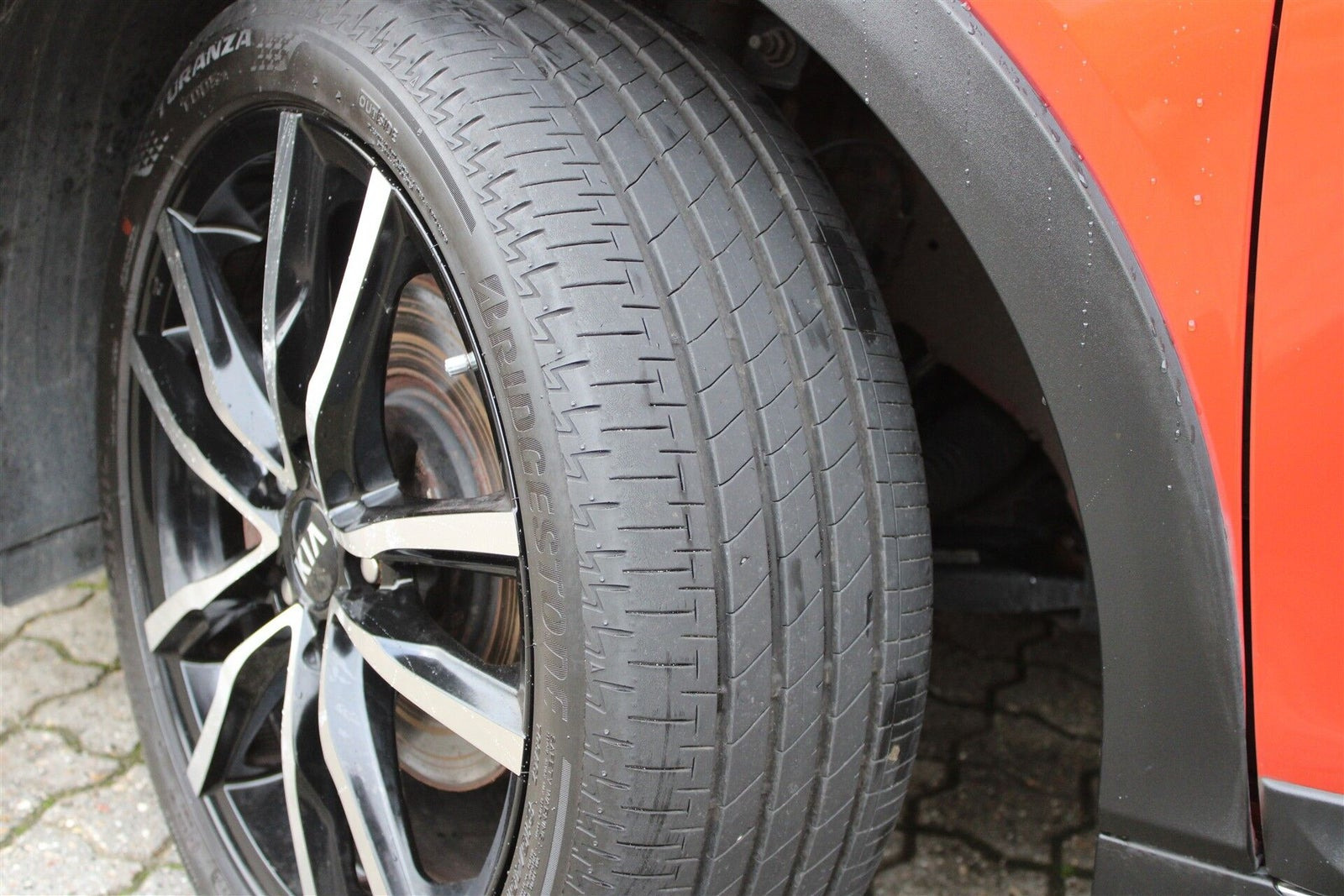Orange Kia XCeed fra 2021