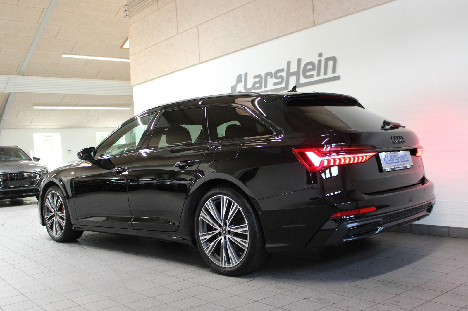 Sort Audi A6 fra 2023