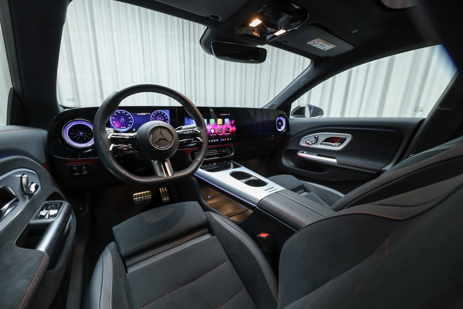 Hvid Mercedes CLA250+ fra 2025