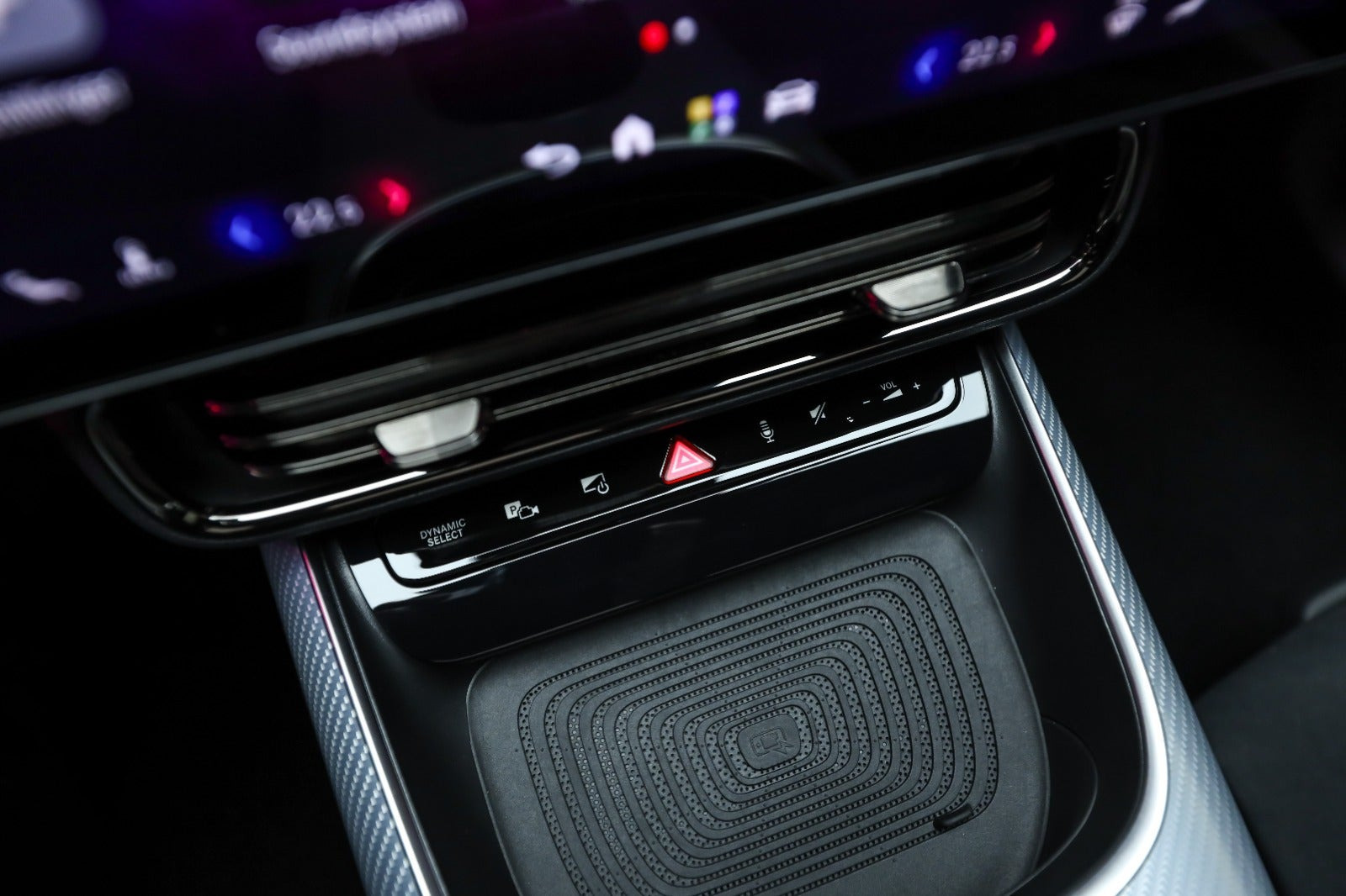 Hvid Mercedes CLA250+ fra 2025