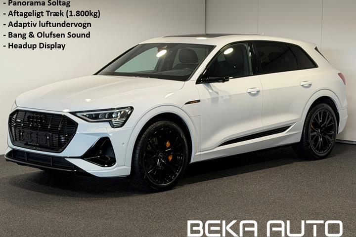 Hvid Audi e-tron fra 2023