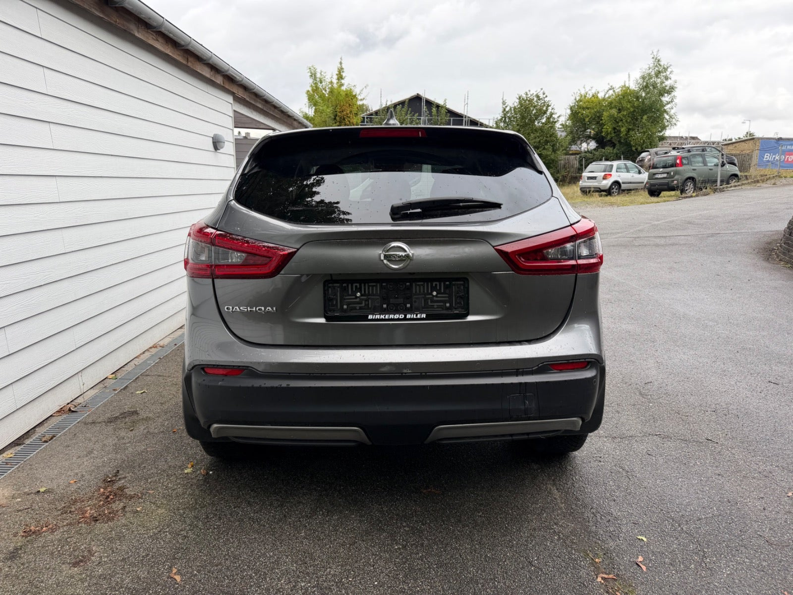 Grå Nissan Qashqai fra 2020