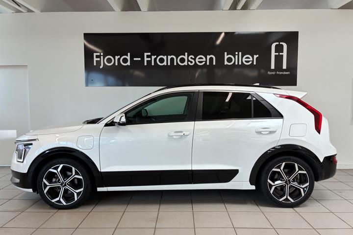 Hvid Kia Niro fra 2023