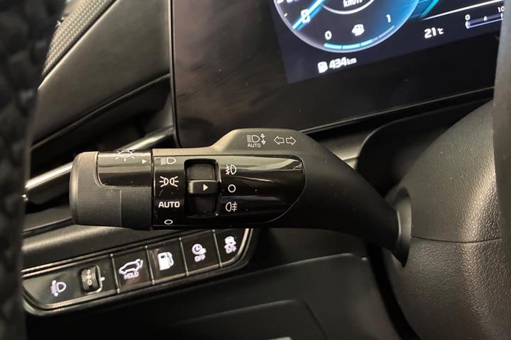 Hvid Kia Niro fra 2023