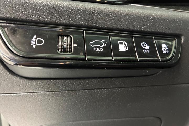 Hvid Kia Niro fra 2023