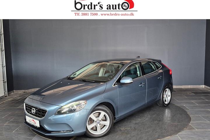 Turquoise Volvo V40 fra 2013